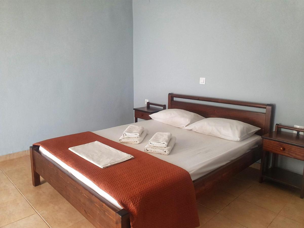 Galini Rooms Sikinos Travel Eksteriør bilde